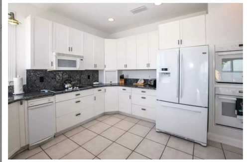 Avalon by the Sea House | "Seas the Day" (Week or Month) on Ormond Beach with Pool and Ocean Views