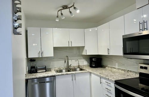 Boynton Beach Apartment | Seashell 6 - Luxury Apartment close to the beach!