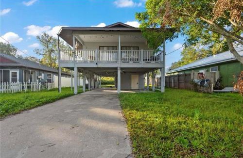 Palmetto Villa | SeaShell Retreat Near Beach