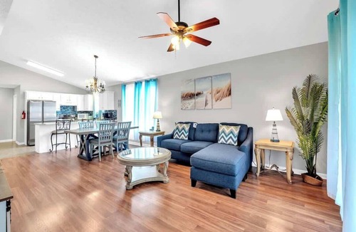 Panama City Beach House | SEASHORE · *New Year’s Special | King Bed| Cvrd Back Porch*