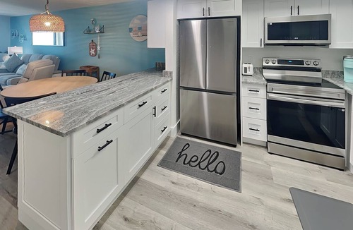 Mid Island Condo | Seaside 402 | Newly Updated w. Stunning Gulf Views!