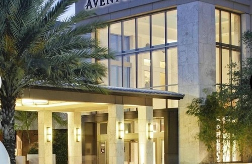 Ives Estates Apartment | "Seaside Chic: Near Aventura Mall"