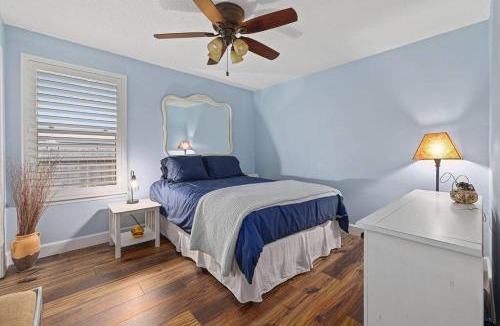 Jacksonville Beach House | Seaside Escape w Pool 5 Min Walk to Beach