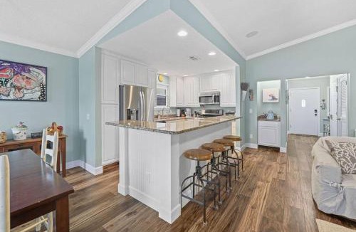 Jacksonville Beach House | Seaside Escape w Pool 5 Min Walk to Beach