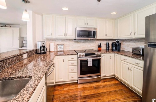 Crescent Beach Condo | Seaside Penthouse Direct Oceanfront w/in&out pool
