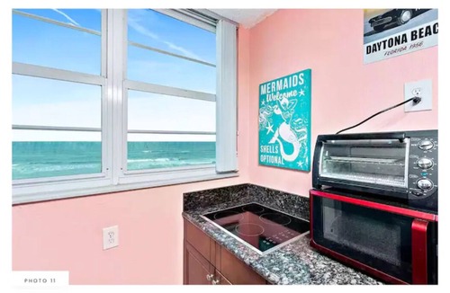 East Daytona Apartment | Seaside Serenity Apt with ✔Oceanview ✔ Balcony, ✔ kitchen, ✔ WiFi