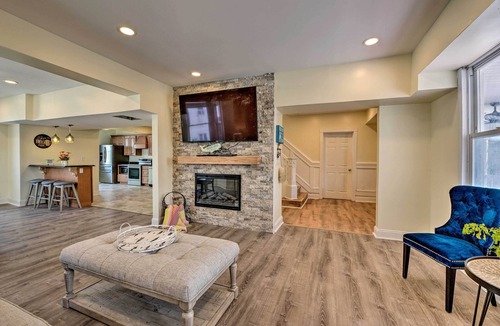 Wildwood Crest Cottage | Seaside Wildwood Haven: Walk to Boardwalk/beach!