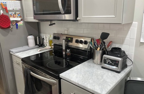Athens Condo | Secluded 3 bed 2 bath condo close to Memorial Park, Five-points, & UGA in Athens