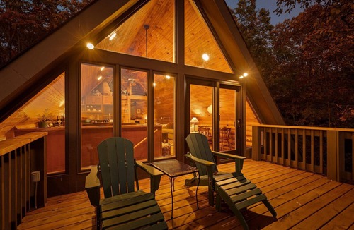Sewanee Cabin | Secluded A-Frame Cabin w/Sunset Mountain Views
