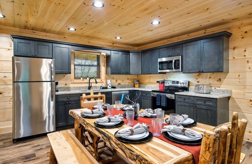 Sevierville Cabin | Secluded Cabin | Hot Tub, Arcade & Fire Pit