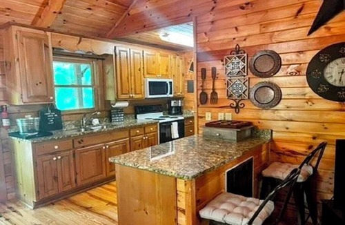 Pine Mountain Cabin | Secluded cabin!