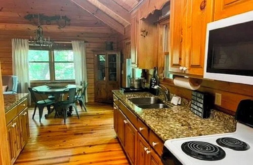 Pine Mountain Cabin | Secluded cabin!