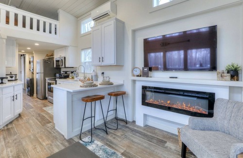 Tracy City Cottage | Secluded Cottage with Fire Pit in Tracy City, Tennessee