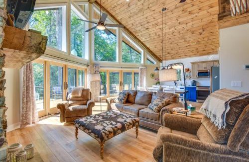 Gainesville House | Secluded Lake Lanier Cabin w/Game Area