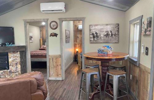 Eminence House | Secluded Ranch House Cabin in Eminence Ozarks