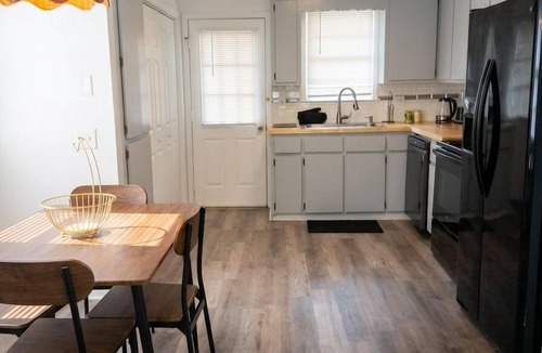 Orangeburg Apartment | Second Home Apartment, Close to Everything