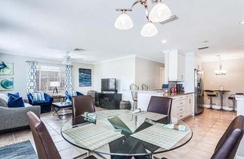 Naples Park House | Secret Splash
