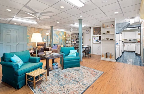 Canton Apartment | SecretGardenGetaway: Asheville; Great Smokey Mtns