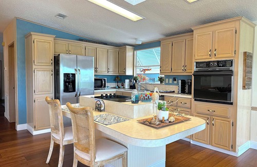 Ellenton House | Seeking a short-term rental home with numerous amenities? Well, look no further.