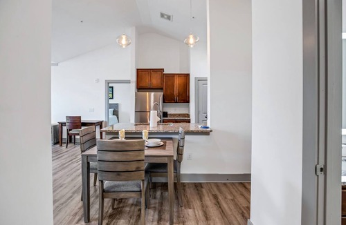 Farragut Apartment | Seize Serenity: Overlook at Farragut - Knoxville's Ultimate Urban Escape