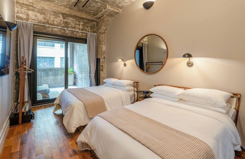 Clinton Hill Hotel | Sela V Hotel