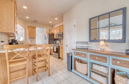 Dahlonega Cottage | Selah - 12 min Dahlonega, Pool Table, Record Player, 5 Acres with Trails