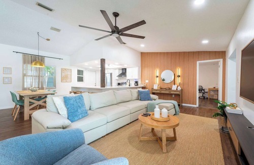 Seminole House | Seminole Family Escape: Pool, Games & BBQ