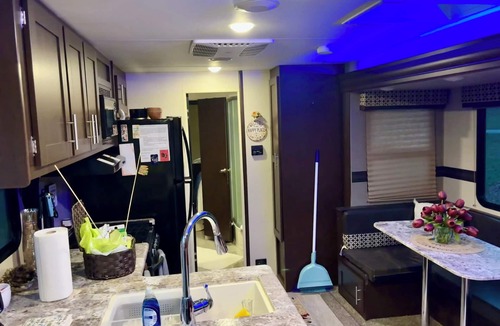 Otto House | Serene 2-bedroom mobile home with AC in charming Otto
