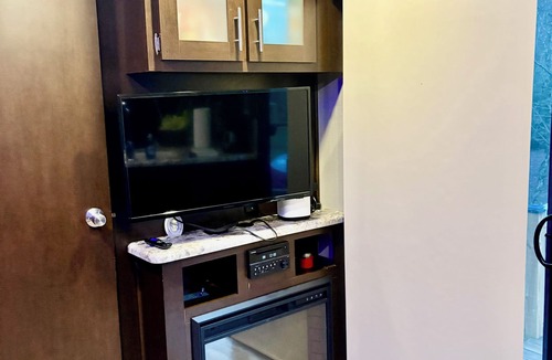 Otto House | Serene 2-bedroom mobile home with AC in charming Otto
