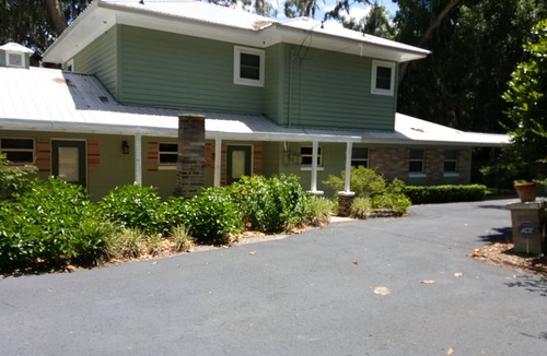 Candler House | Serene 3br, 3 Bath Estate Home On Little Lake Weir