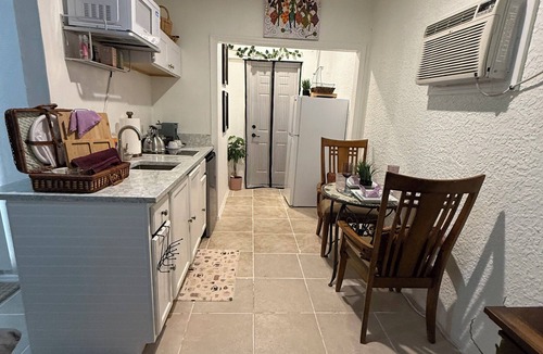 Rural Estates Apartment | Serene Garden Studio w/Pool
