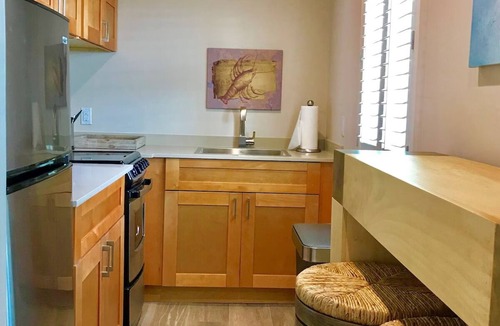 Long Key Hotel | Serene Island Studio | Balcony, Pool & Beach Activities!