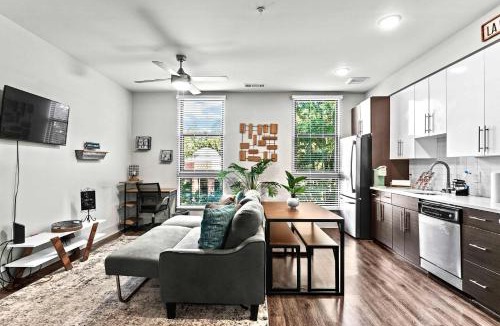 Home Park Apartment | Serene Oasis in Ga Tech