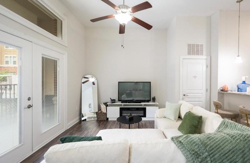 Charlotte Apartment | Serene Retreat Near CLT & Uptown Near I485