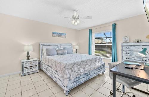 Indialantic House | Serene Seaside Retreat - Dog friendly - 2BR Townhouse with Shared Heated Pool Steps to Paradise Beach!