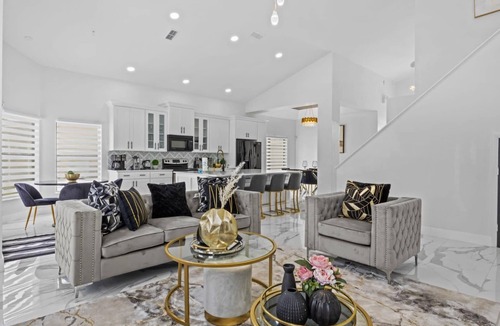 Lake Davenport Estates House | Serene Villa Haven at Allevo Homes