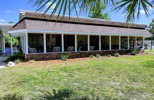 Hernando House | Serenity at the Lake