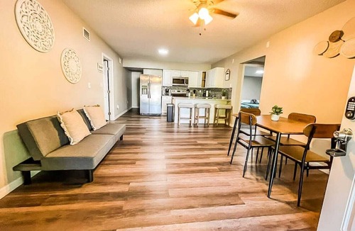Nichols House | Serenity & Comfort near Lakeland Airport.Golf Club