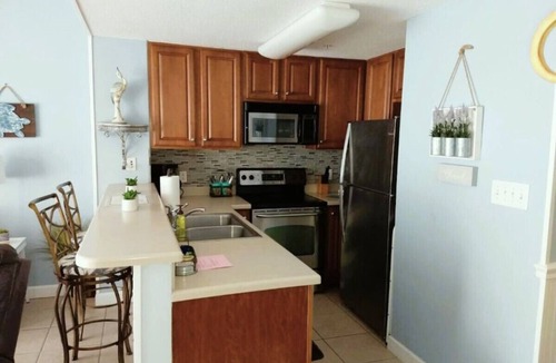Lower Grand Lagoon Condo | Seychelles 4th floor beach front with wi-fi Free beach service 10% WEEKLY DISCOUNT