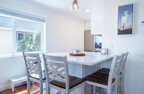 Bradenton Beach Condo | Share our piece of paradise - 85 Flip Flop Steps to the Beach