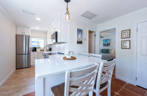 Bradenton Beach Condo | Share our piece of paradise - 85 Flip Flop Steps to the Beach