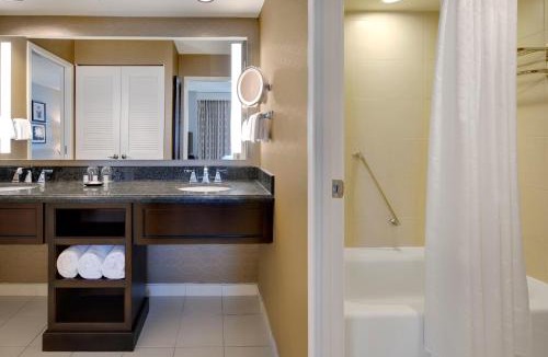 Plantation Hotel | Sheraton Suites Fort Lauderdale West