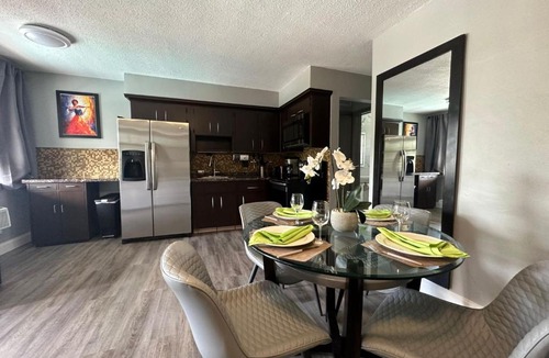 Dania Beach Apartment | Sheridan Suites Apartments