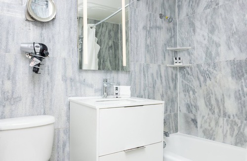 North Beach Hotel | Sherry Frontenac Oceanfront Hotel