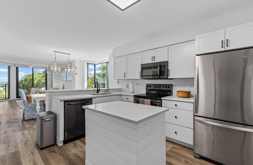 Isle of Palms Villa | Shipwatch 206A - Coastal Luxury! Ocean View!
