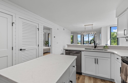 Isle of Palms Villa | Shipwatch 206A - Coastal Luxury! Ocean View!