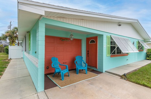 Ocean Breeze Estates House | Shore Fun By the Sea - 5 min walk - private beach approach