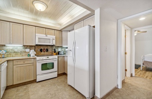 Sunnyside House | SHORES 111 GULF & BEACH VIEWS! FAMILY FRIENDLY! UPGRADED LIVING SPACE!