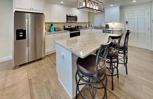 Daytona Beach Shores Condo | Shores Club 703 | Pet-Friendly Oceanfront Condo with Balcony, Beach + Pool Acces