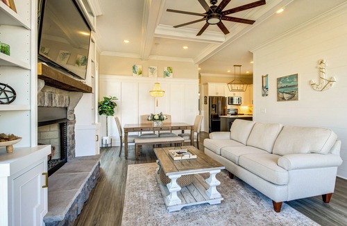 Winchester House | Shoreside Getaway on Tims Ford Lake w/Pool Access